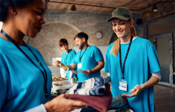Throughout the year, KECH champions a series of activities dedicated to assisting national and local community charities, organizations, and our fellow KECH employees in times of need.